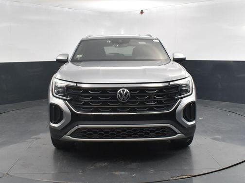 2024 Volkswagen Atlas Cross Sport 2.0T SE w/Technology 4MOTION