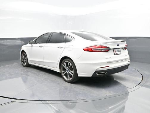 2020 Ford Fusion Titanium