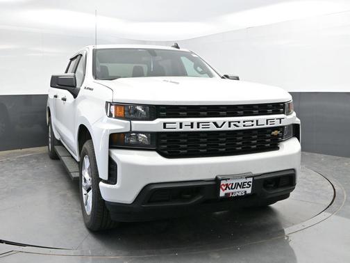 Summit White 2020 Chevrolet Silverado 1500 Custom