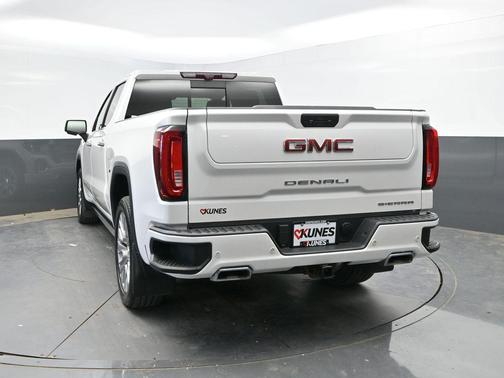White Frost Tricoat 2020 GMC Sierra 1500 Denali