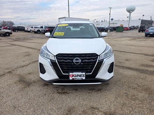 Fresh Powder 2023 Nissan Kicks SV