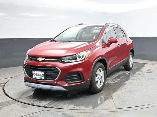 Cajun Red Tintcoat 2020 Chevrolet Trax LT