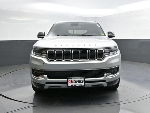 2023 Jeep Wagoneer L Series II 4x4