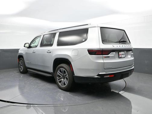 2023 Jeep Wagoneer L Series II 4x4