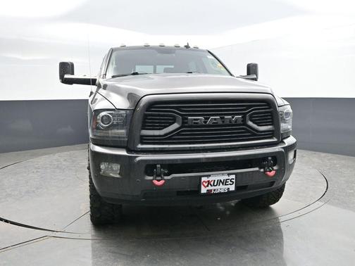 2018 RAM 2500 Laramie Crew Cab 4x4 6'4' Box