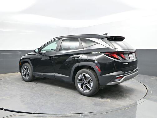 Phantom Black 2025 Hyundai TUCSON SEL