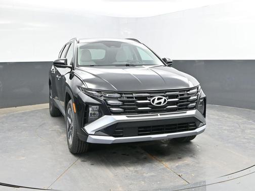 Phantom Black 2025 Hyundai TUCSON SEL