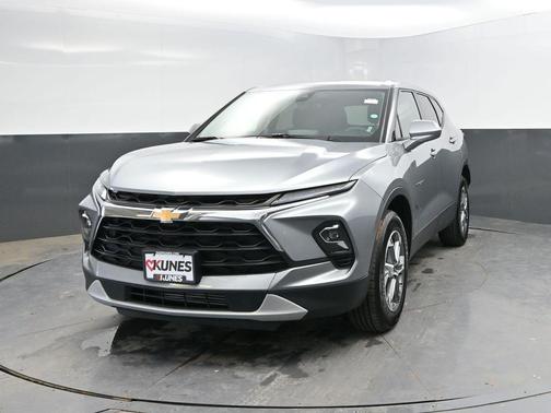 Sterling Gray Metallic 2025 Chevrolet Blazer 2LT
