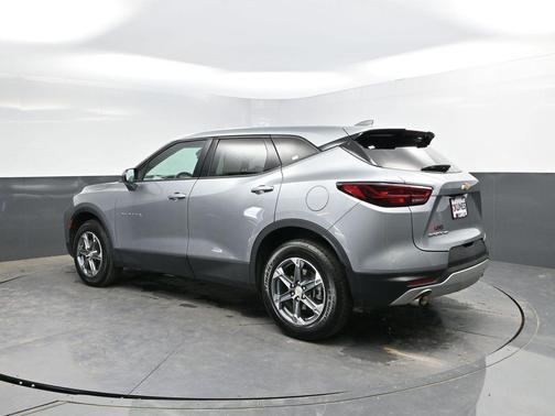 Sterling Gray Metallic 2025 Chevrolet Blazer 2LT