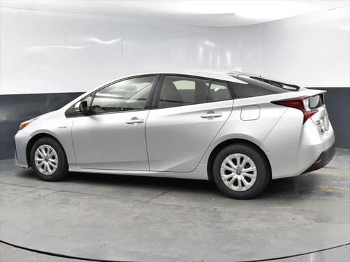 2021 Toyota Prius L