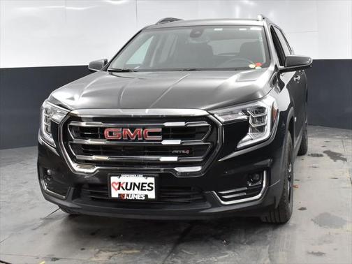 2023 GMC Terrain AWD AT4