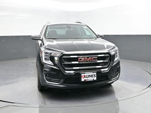 2023 GMC Terrain AWD AT4
