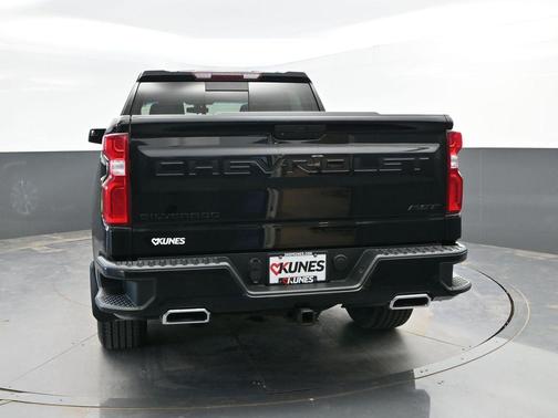 Black 2020 Chevrolet Silverado 1500 RST