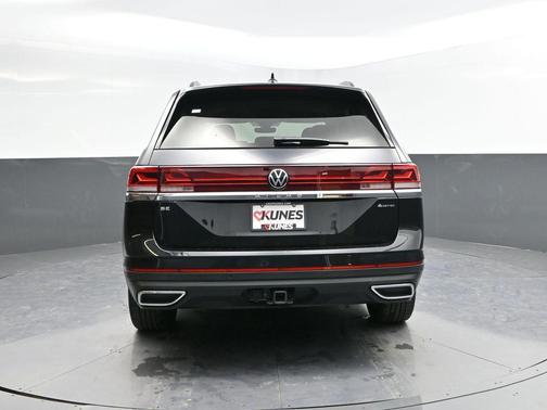 2024 Volkswagen Atlas 2.0T SE w/Technology 4MOTION