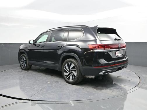 2024 Volkswagen Atlas 2.0T SE w/Technology 4MOTION