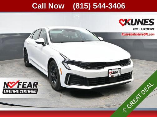 Snow White Pearl 2025 Kia K5 LXS