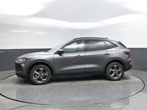 Carbonized Gray Metallic 2025 Ford Escape ST-Line Select