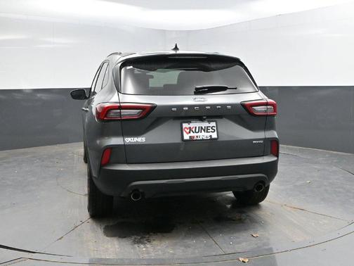 Carbonized Gray Metallic 2025 Ford Escape ST-Line Select