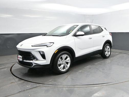 Summit White 2025 Buick Encore GX Preferred