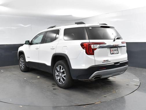 2023 GMC Acadia FWD SLT