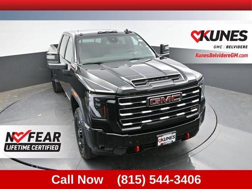 Onyx Black 2025 GMC Sierra 2500 AT4