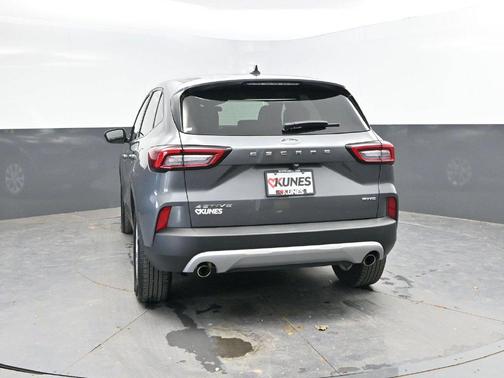 Gray Metallic 2025 Ford Escape Active