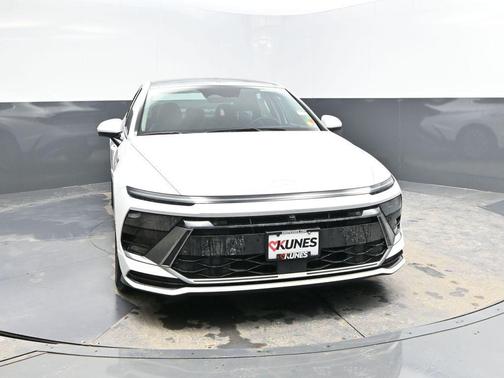 2024 Hyundai SONATA Hybrid Limited