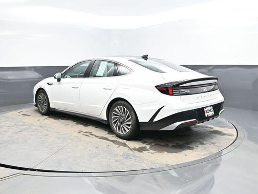 2024 Hyundai SONATA Hybrid Limited