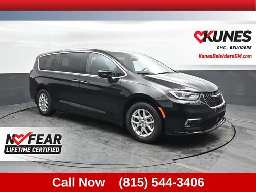 2025 Chrysler Pacifica L