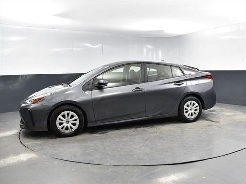2022 Toyota Prius L