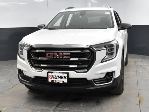 2023 GMC Terrain AWD AT4