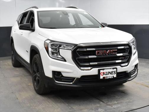 2023 GMC Terrain AWD AT4
