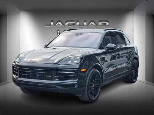 2024 Porsche Cayenne Base