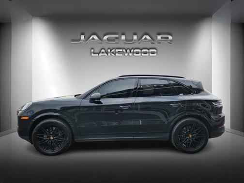 2024 Porsche Cayenne Base