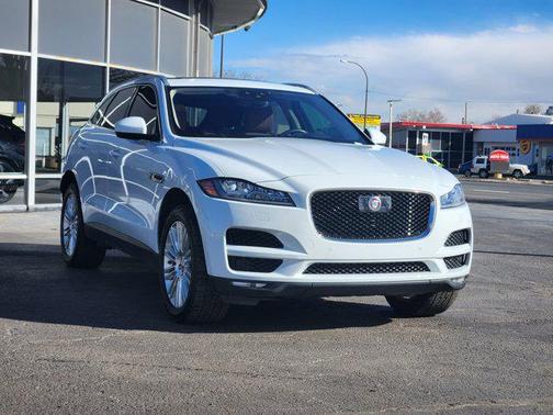 2019 Jaguar F-PACE 30t Portfolio