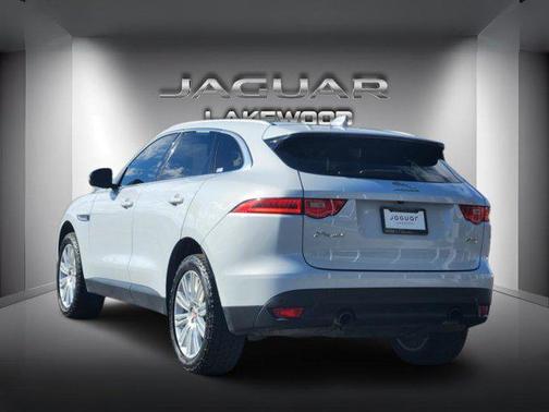 2019 Jaguar F-PACE 30t Portfolio