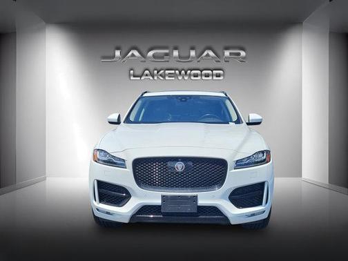 2018 Jaguar F-PACE 25t R-Sport