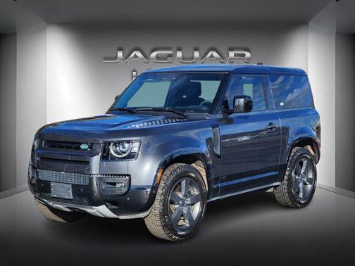 2024 Land Rover Defender V8