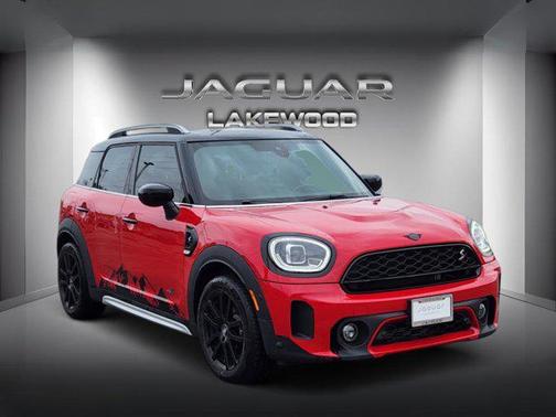 Chili Red 2022 MINI Countryman Cooper S ALL4