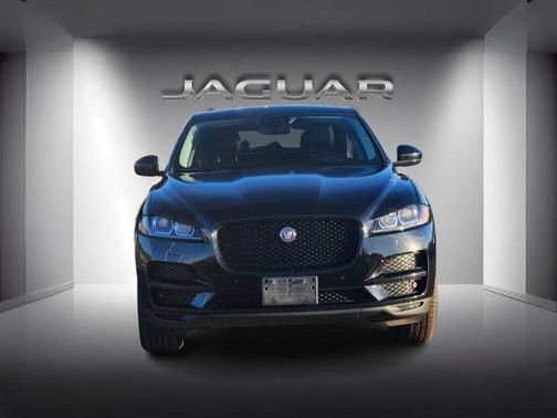 2017 Jaguar F-PACE 35t Prestige