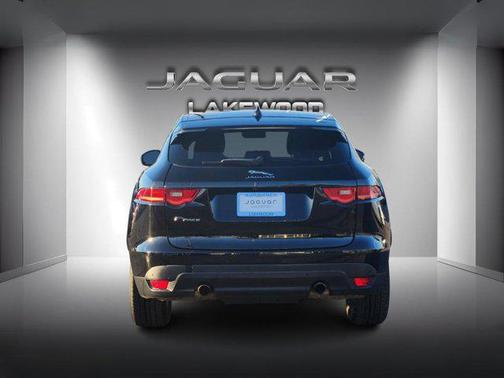 2017 Jaguar F-PACE 35t Prestige