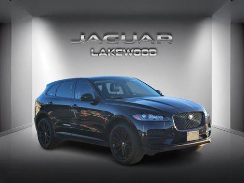 2017 Jaguar F-PACE 35t Prestige