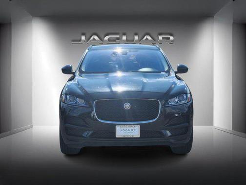 2017 Jaguar F-PACE 35t Premium