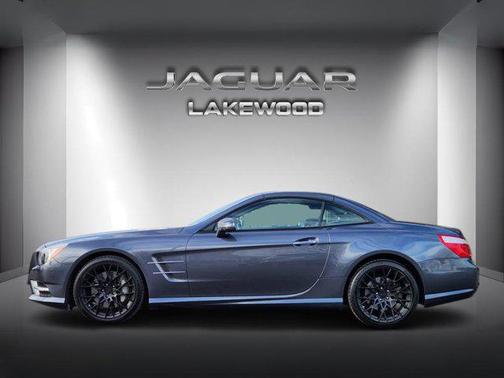 Shadow Gray Metallic 2013 Mercedes-Benz SL-Class SL 550