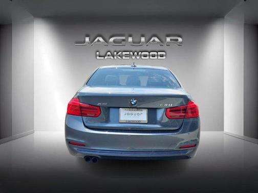 2018 BMW 330 xDrive