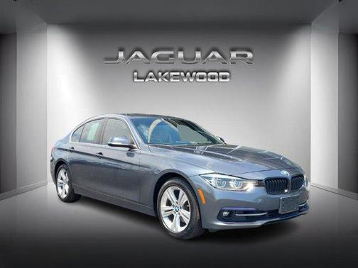 2018 BMW 330 xDrive