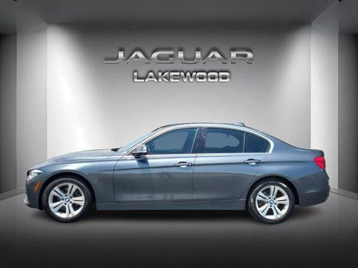 2018 BMW 330 xDrive