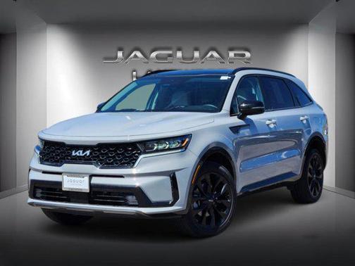 Wolf Gray 2023 Kia Sorento SX