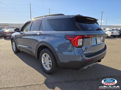 2026 Ford Explorer Active w/200A Pkg