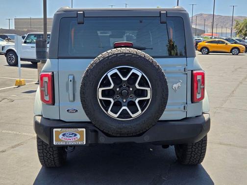 Cactus Gray 2022 Ford Bronco Outer Banks